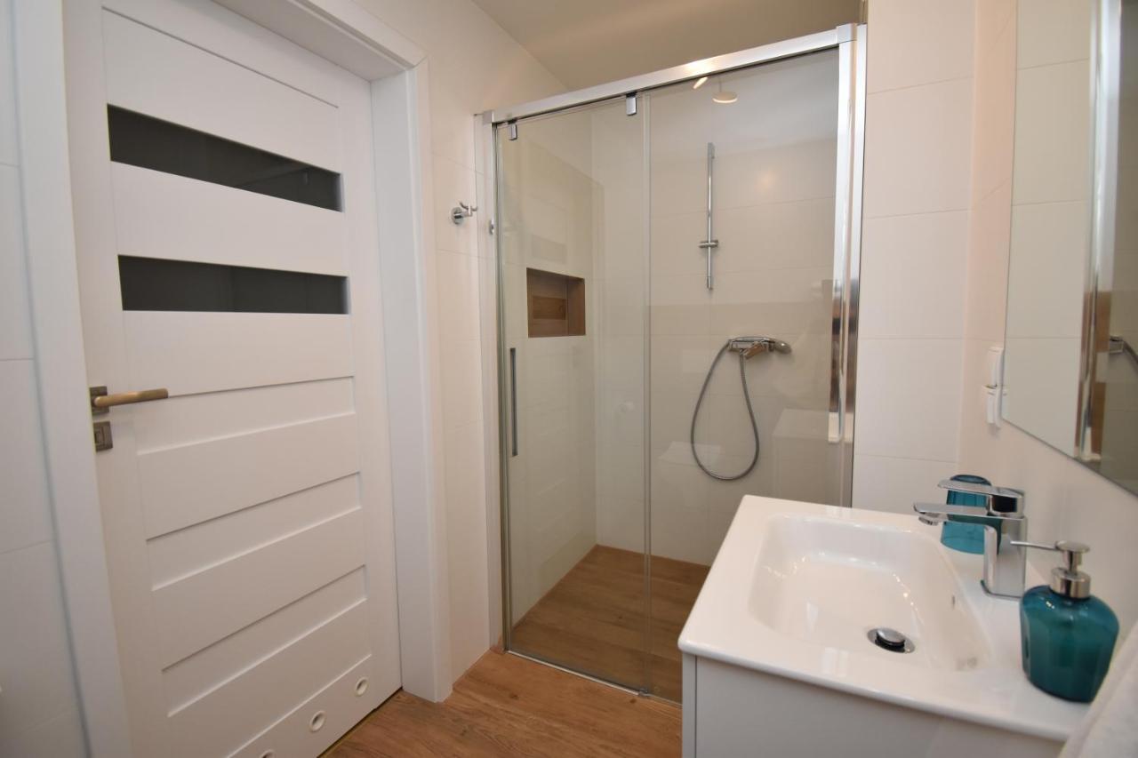 Apartamenty Pod Skalitem Щирк Екстериор снимка